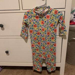 Mini Boden long sleeve rash guard swimsuit and hat